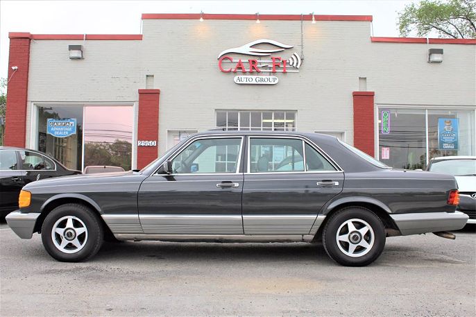 1985 Mercedes-Benz 380