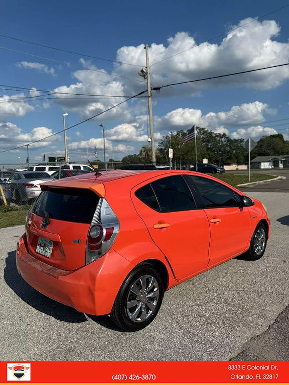 2013 Toyota Prius c