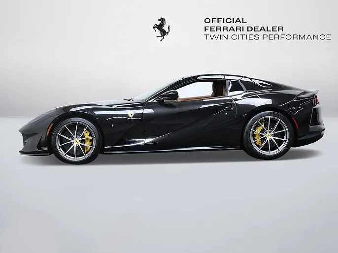 2022 Ferrari 812 GTS