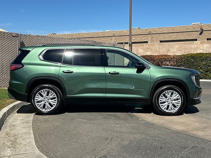 2027 GMC Acadia