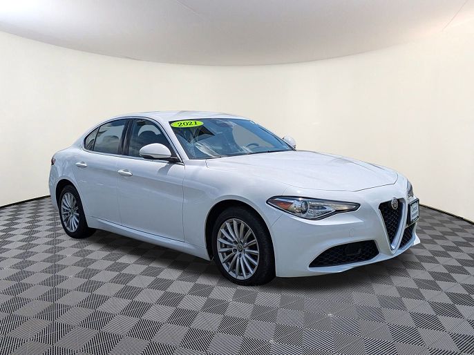 2021 Alfa Romeo Giulia