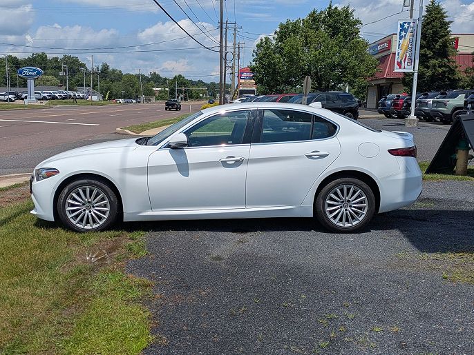 2021 Alfa Romeo Giulia