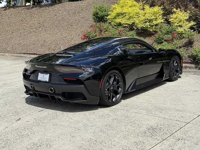 2022 Maserati MC20