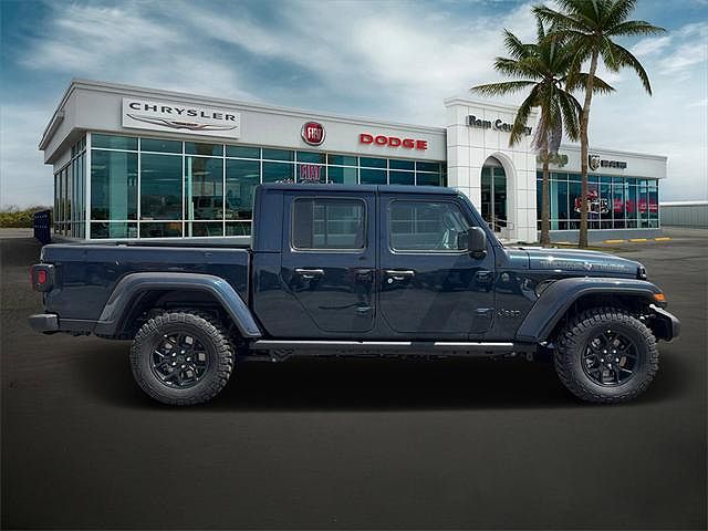 2025 Jeep Gladiator