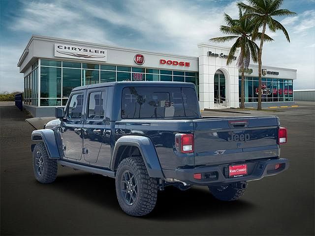 2025 Jeep Gladiator