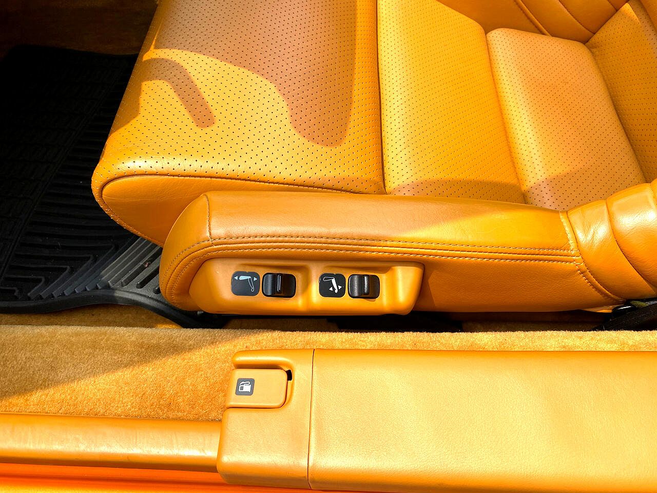 2005 Acura NSX T image 16