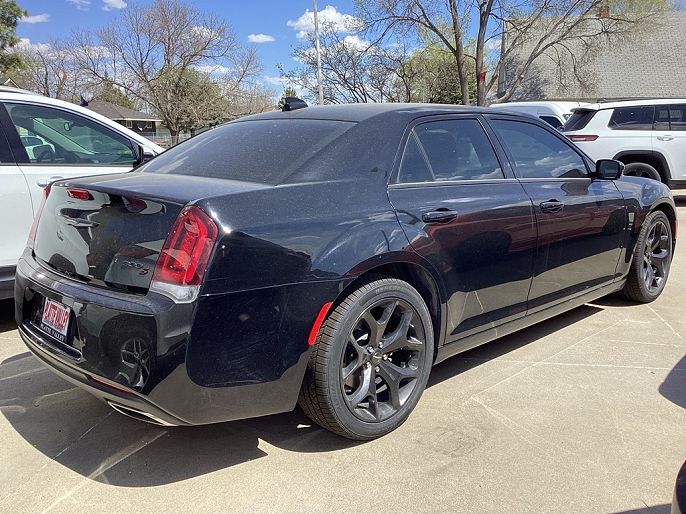 2021 Chrysler 300