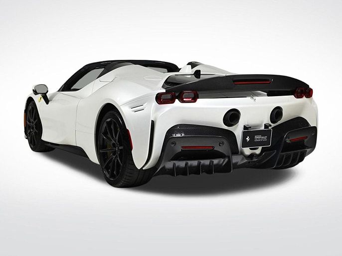 2024 Ferrari SF90
