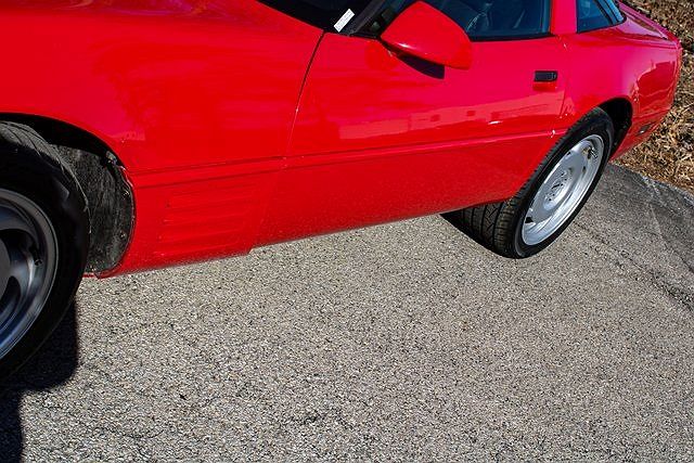 1991 Chevrolet Corvette null image 37