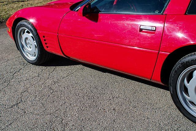 1991 Chevrolet Corvette null image 38