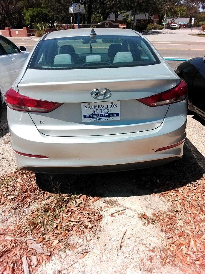 2017 Hyundai Elantra