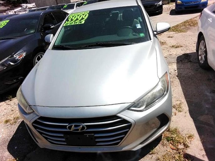 2017 Hyundai Elantra