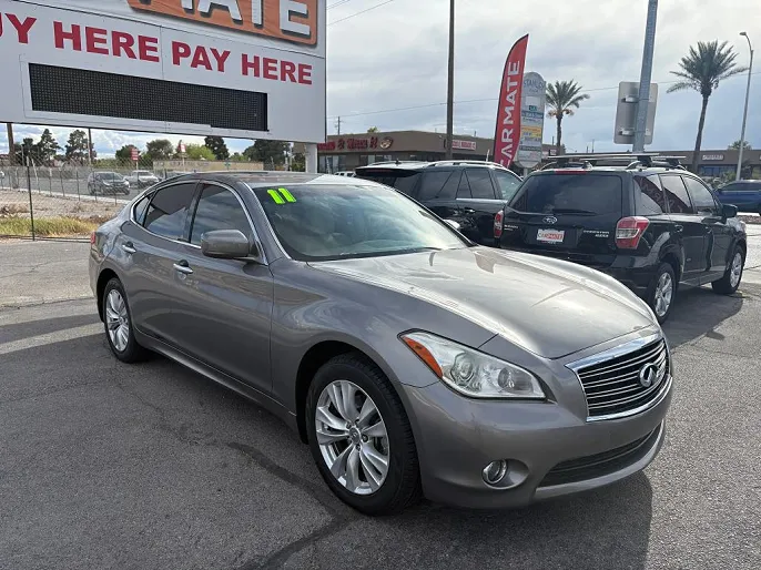 2011 Infiniti M37