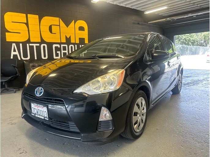 2013 Toyota Prius c