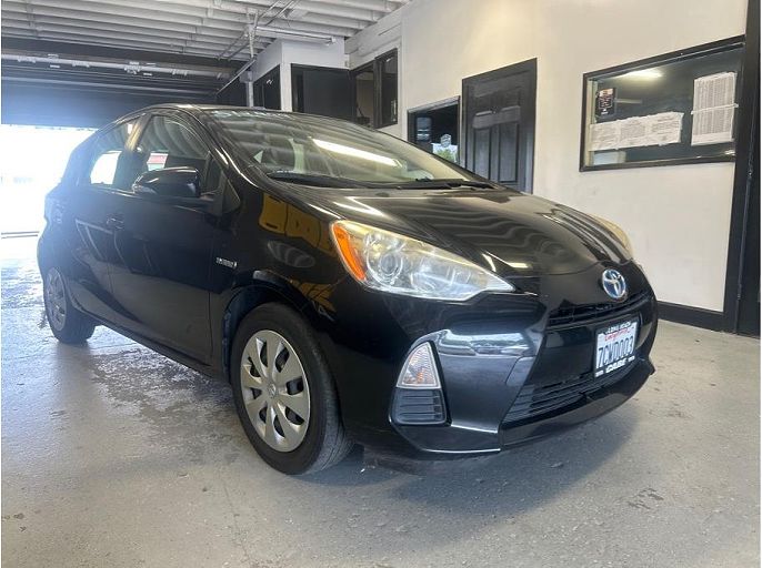 2013 Toyota Prius c