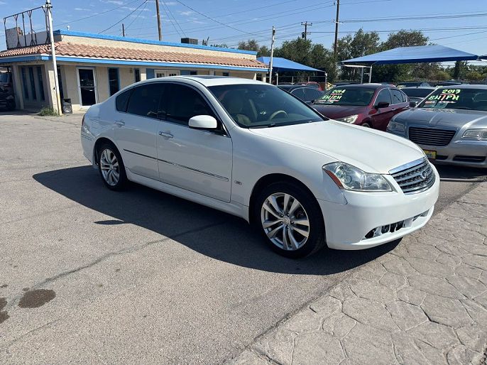 2010 Infiniti M35