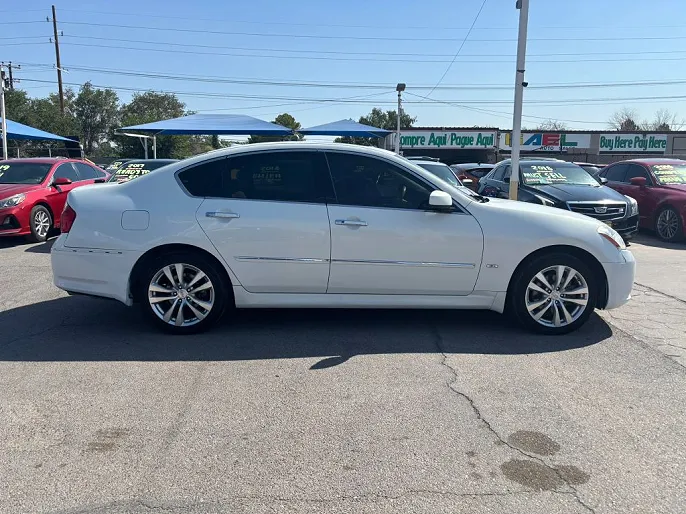 2010 Infiniti M35