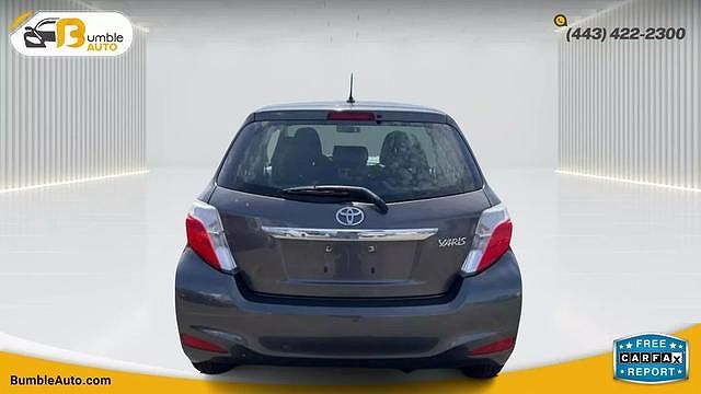 2012 Toyota Yaris L image 0