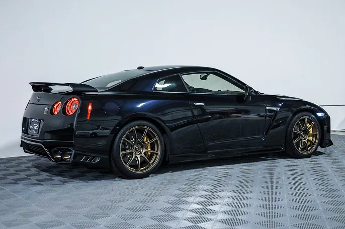 2021 Nissan GT-R