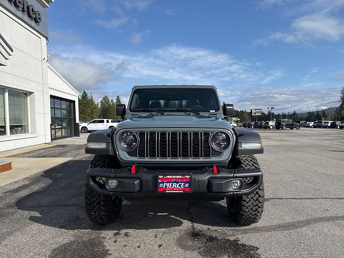 2025 Jeep Gladiator