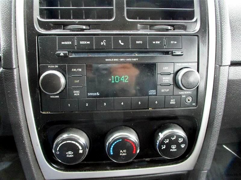 2012 Dodge Caliber SXT image 18