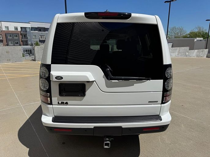 2016 Land Rover LR4