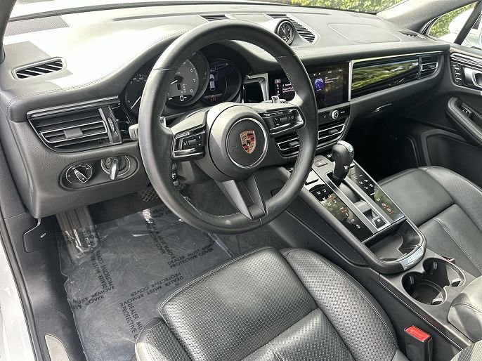 2023 Porsche Macan