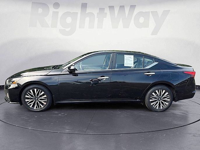 2023 Nissan Altima