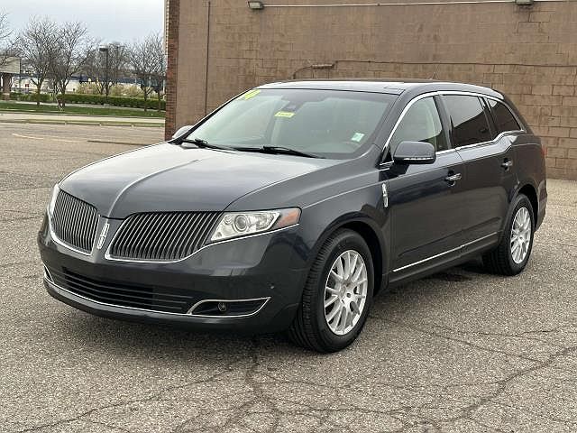 2014 Lincoln MKT null image 4