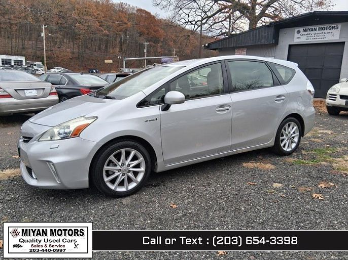 2013 Toyota Prius v