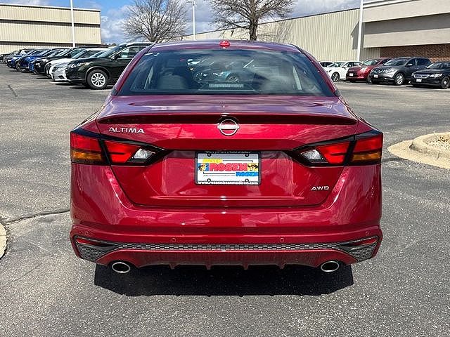 2025 Nissan Altima