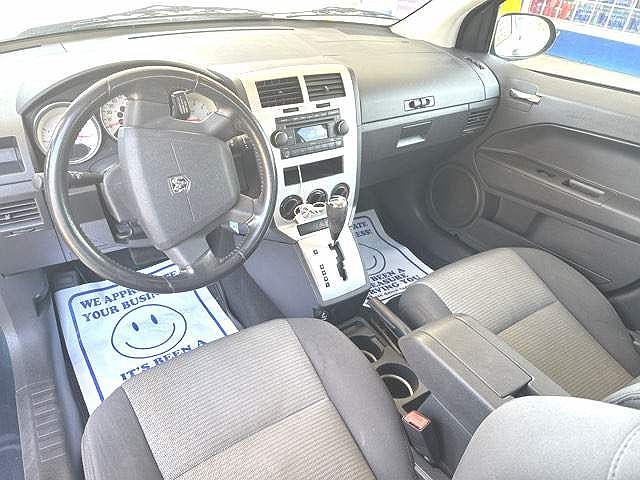 2008 Dodge Caliber SXT image 11