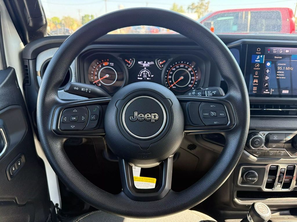 2025 Jeep Wrangler