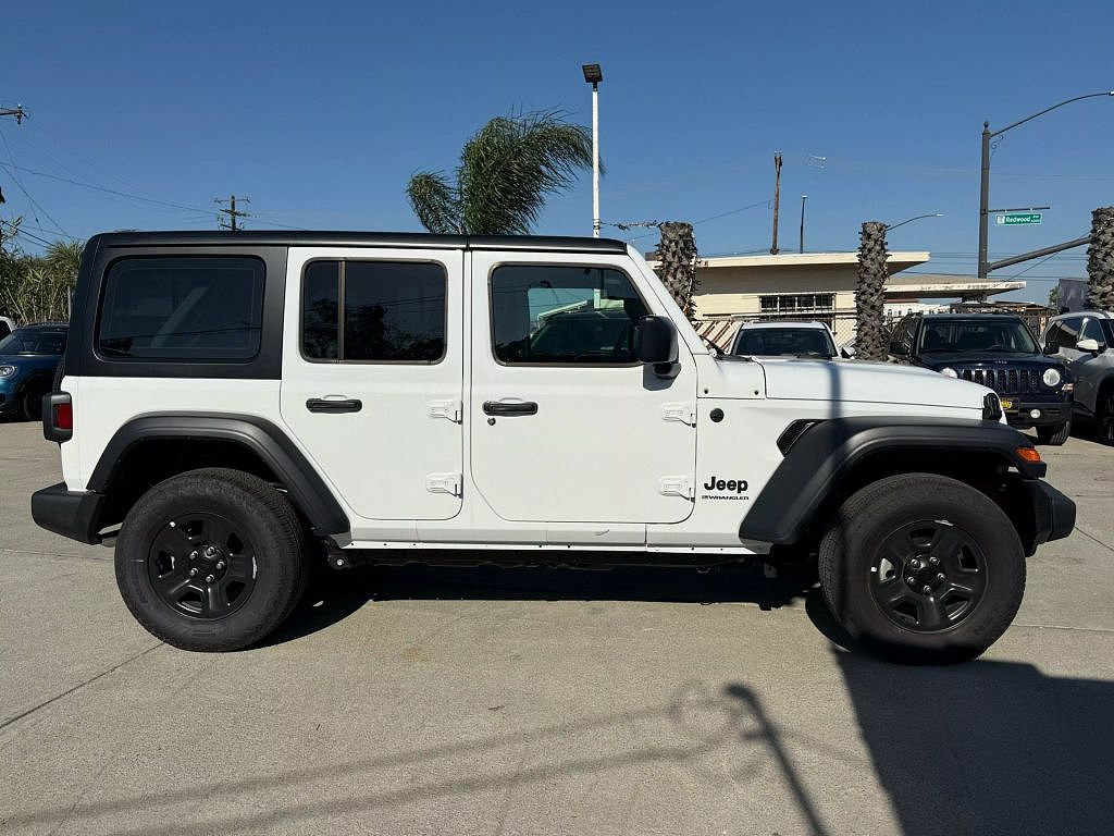 2025 Jeep Wrangler
