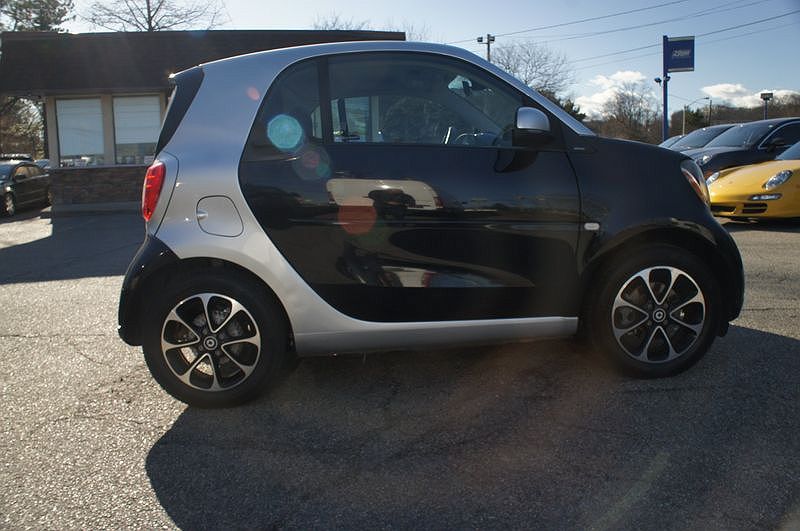 2016 Smart Fortwo Passion image 10
