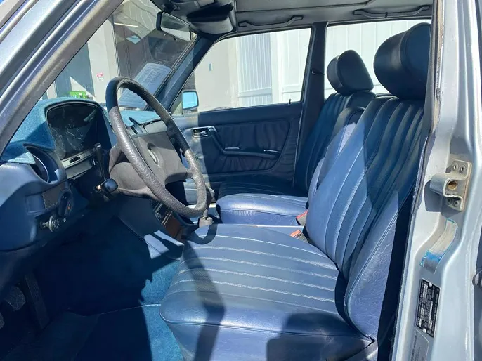 1983 Mercedes-Benz 240