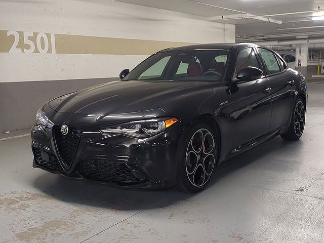2025 Alfa Romeo Giulia