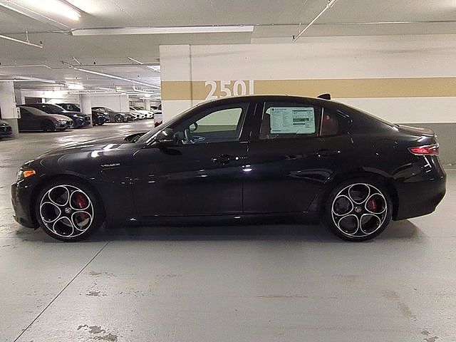 2025 Alfa Romeo Giulia
