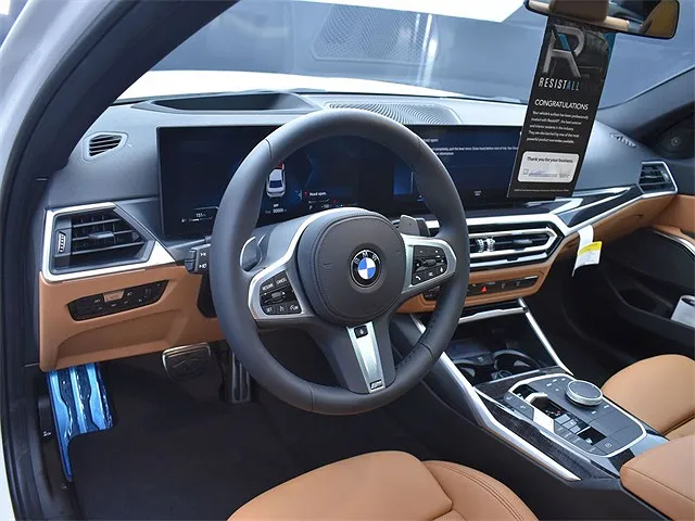 2023 BMW 3 Series M340i image 3