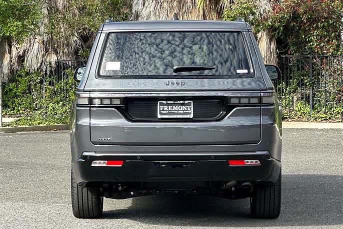 2026 Jeep Grand Wagoneer