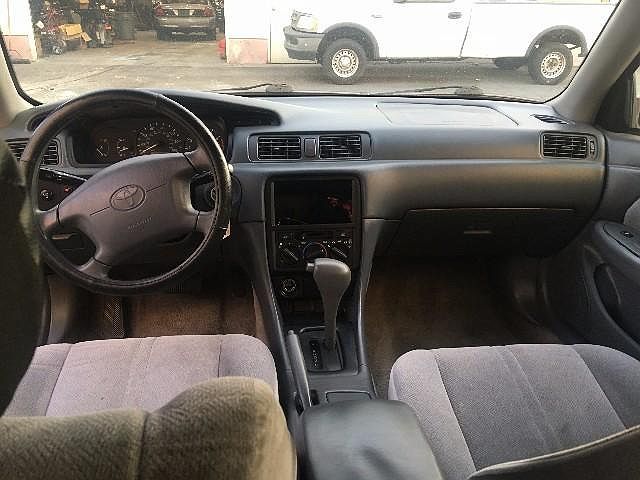 1999 Toyota Camry null image 4