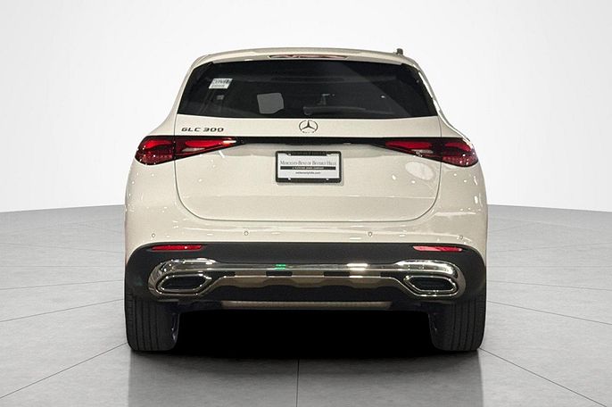 2027 Mercedes-Benz GLC
