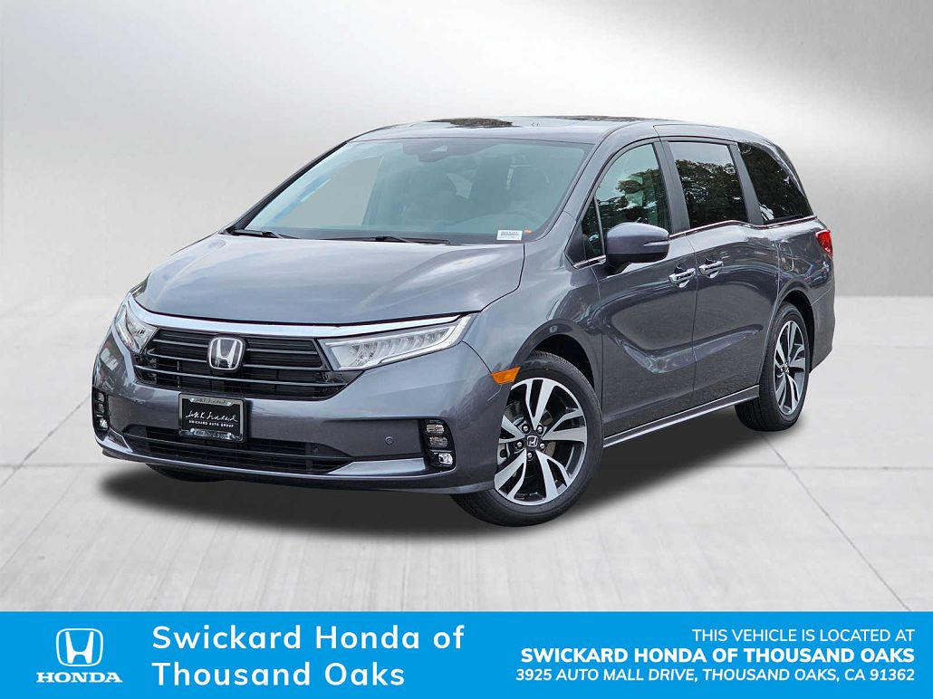 2024 Honda Odyssey Touring image 0