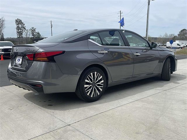 2024 Nissan Altima
