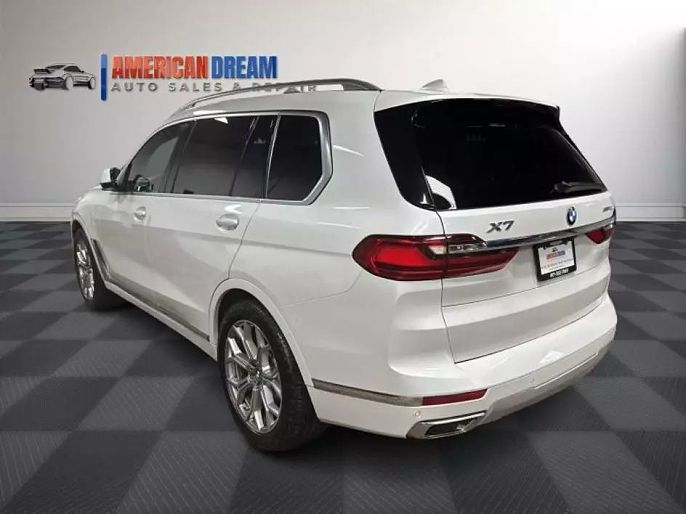 2020 BMW X7