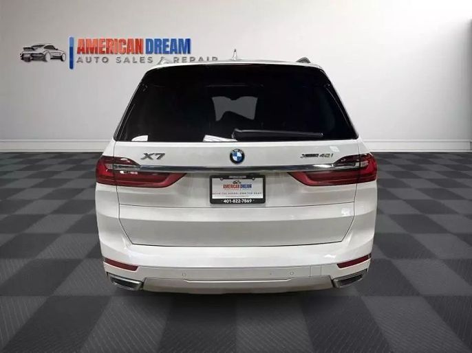 2020 BMW X7