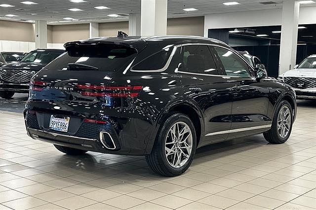 2025 Genesis GV70