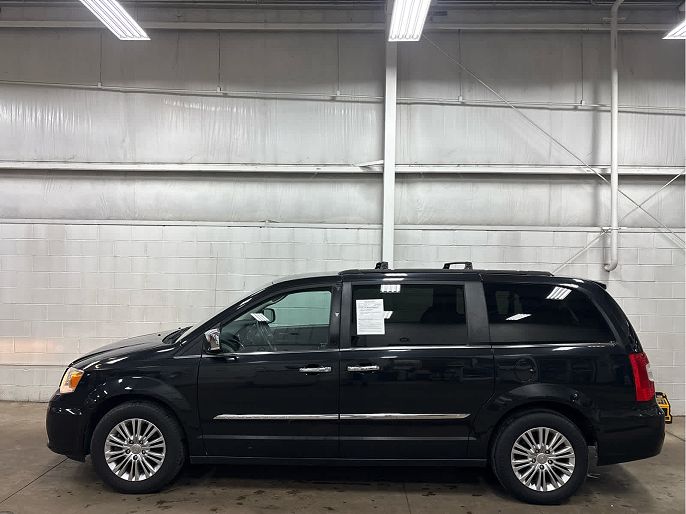 2015 Chrysler Town & Country