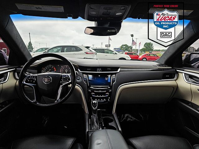 2014 Cadillac XTS Platinum image 2