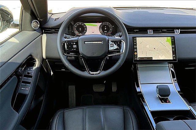 2025 Land Rover Range Rover Evoque